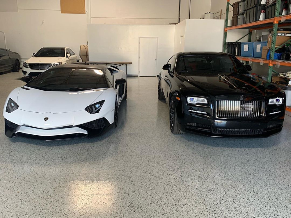 Lamborghini Aventador LP750-4 SV mui trần của đại gia mới mua Koenigsegg CCXR Trevita