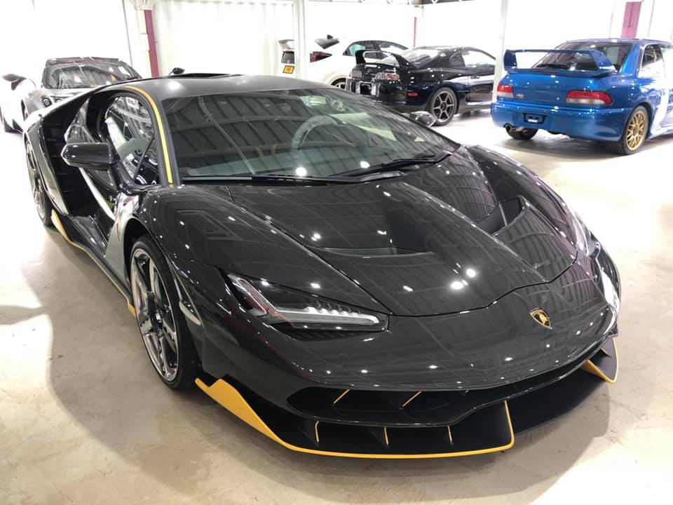 Lamborghini Centenario sử dụng khối động cơ V12