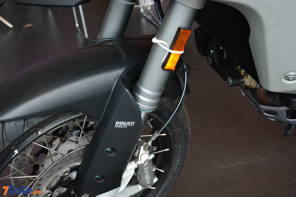 Ducati Multistrada 1260 Enduro 2019 có hệ thống treo điện tử bán chủ động Ducati Skyhook Suspension Ducati Multistrada 1260 Enduro 2019 có hệ thống treo điện tử bán chủ động Ducati Skyhook Suspension
