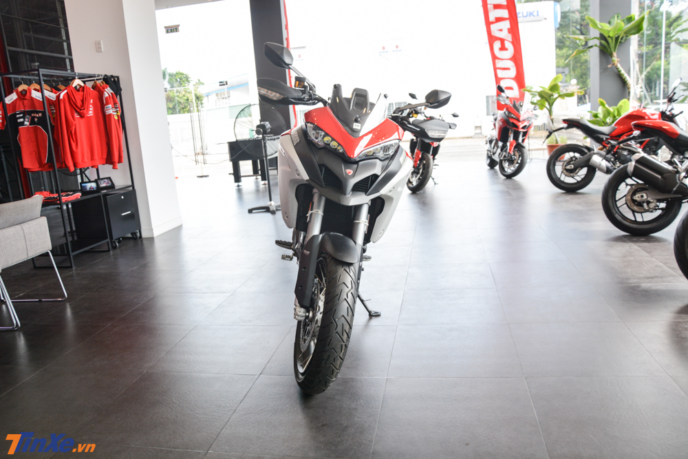 Cận cảnh Ducati Multistrada 1260 Enduro 2019 Cận cảnh Ducati Multistrada 1260 Enduro 2019