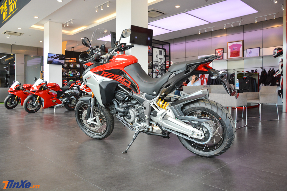 Nhìn lướt qua Ducati Multistrada 1260 Enduro 2019 không có gì khác biệt so với đời trước Nhìn lướt qua Ducati Multistrada 1260 Enduro 2019 không có gì khác biệt so với đời trước