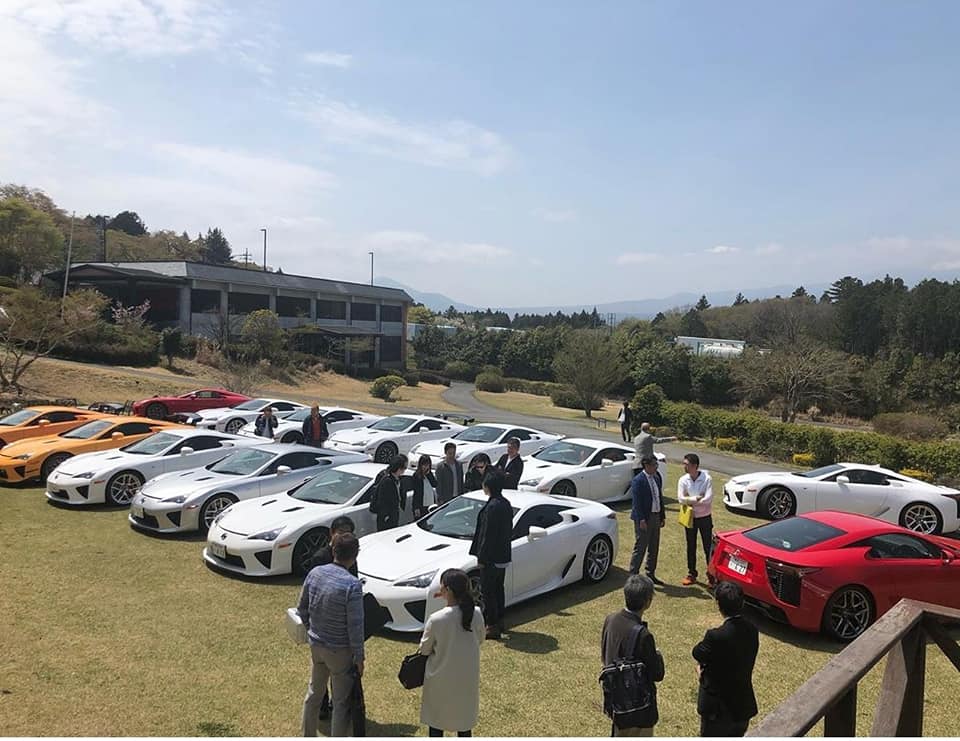 Lexus LFA chỉ có 500 chiếc được sản xuất trên thế giới Lexus LFA chỉ có 500 chiếc được sản xuất trên thế giới