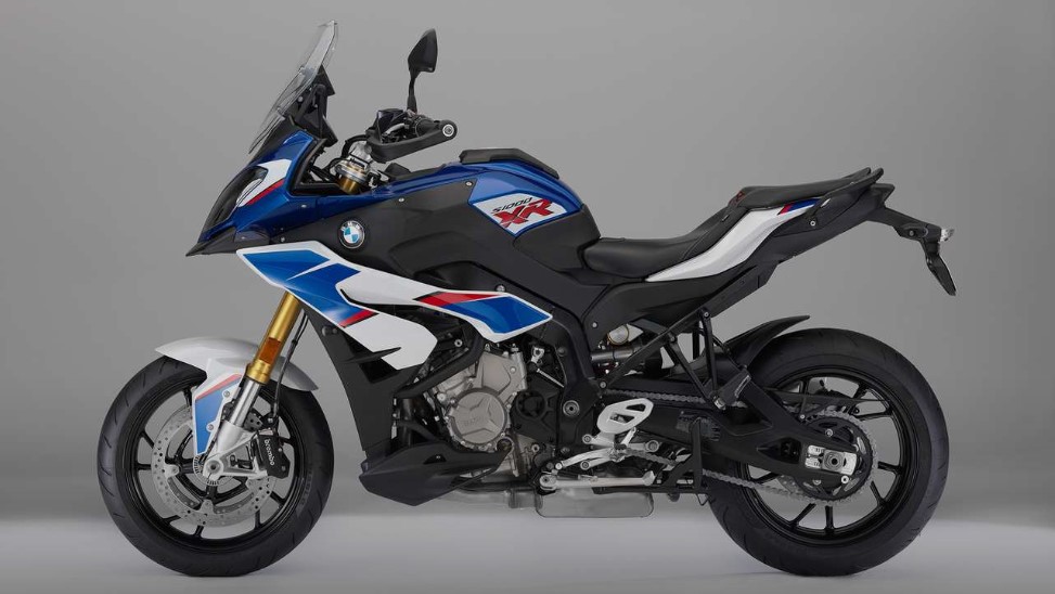 BMW S1000XR hiện tại