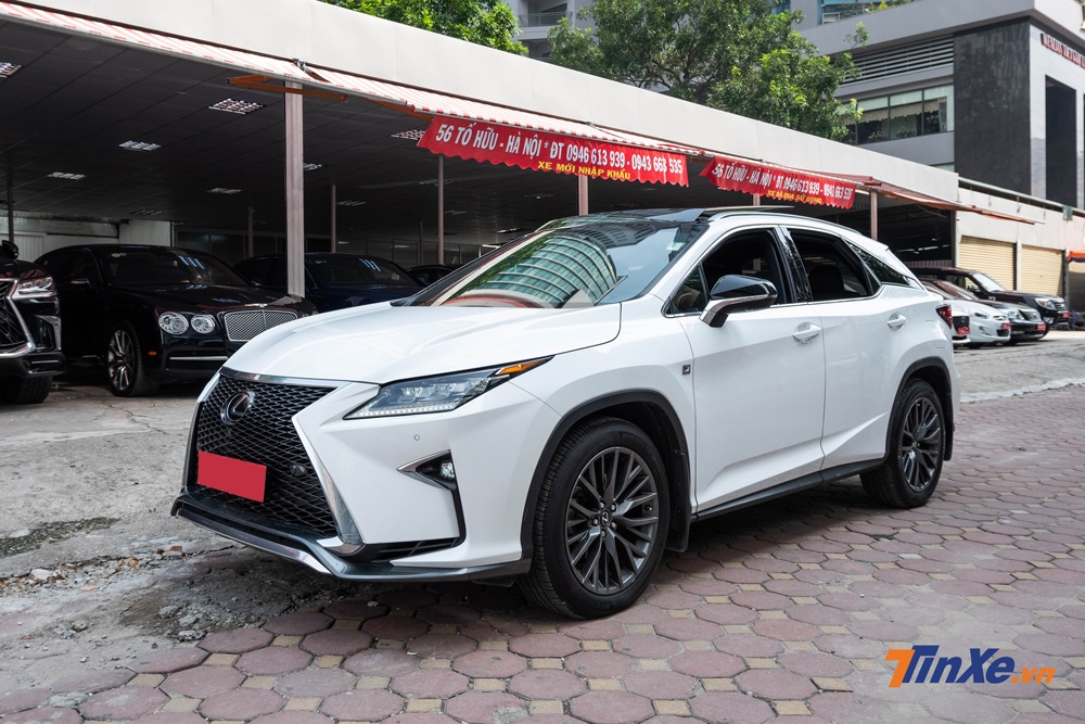 Ngoại h&igrave;nh của xe được giữ g&igrave;n kh&aacute; cẩn thận