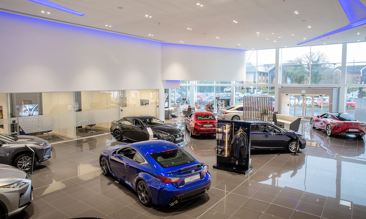 Lexus l&agrave; thương hiệu &ocirc; t&ocirc; khiến kh&aacute;ch h&agrave;ng Mỹ h&agrave;i l&ograve;ng nhất năm nay