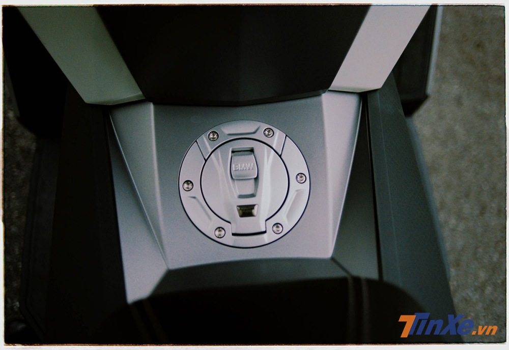 Nắp bình xăng của BMW C400GT Nắp bình xăng của BMW C400GT