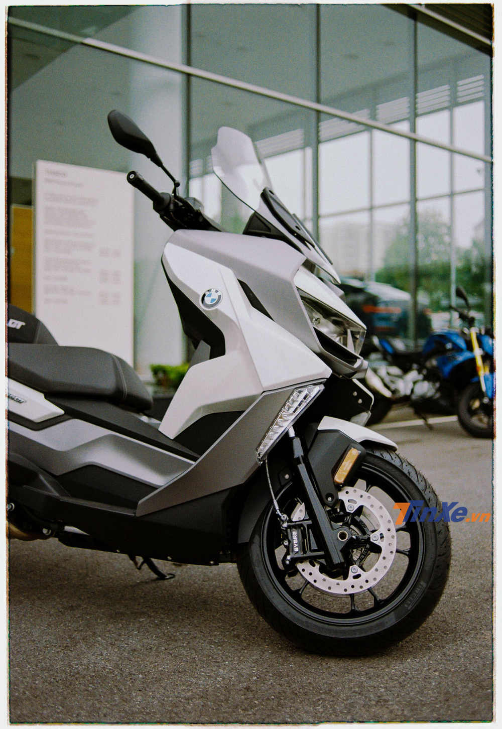 Dàn chân trước của BMW C400GT Dàn chân trước của BMW C400GT
