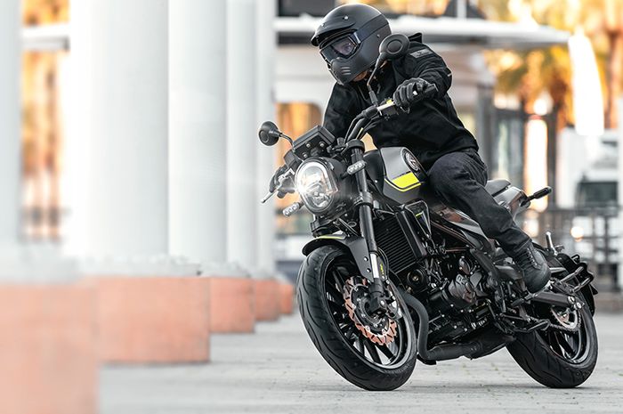 Benelli Leoncino 250 chính thức ra mắt tại thị trường Malaysia