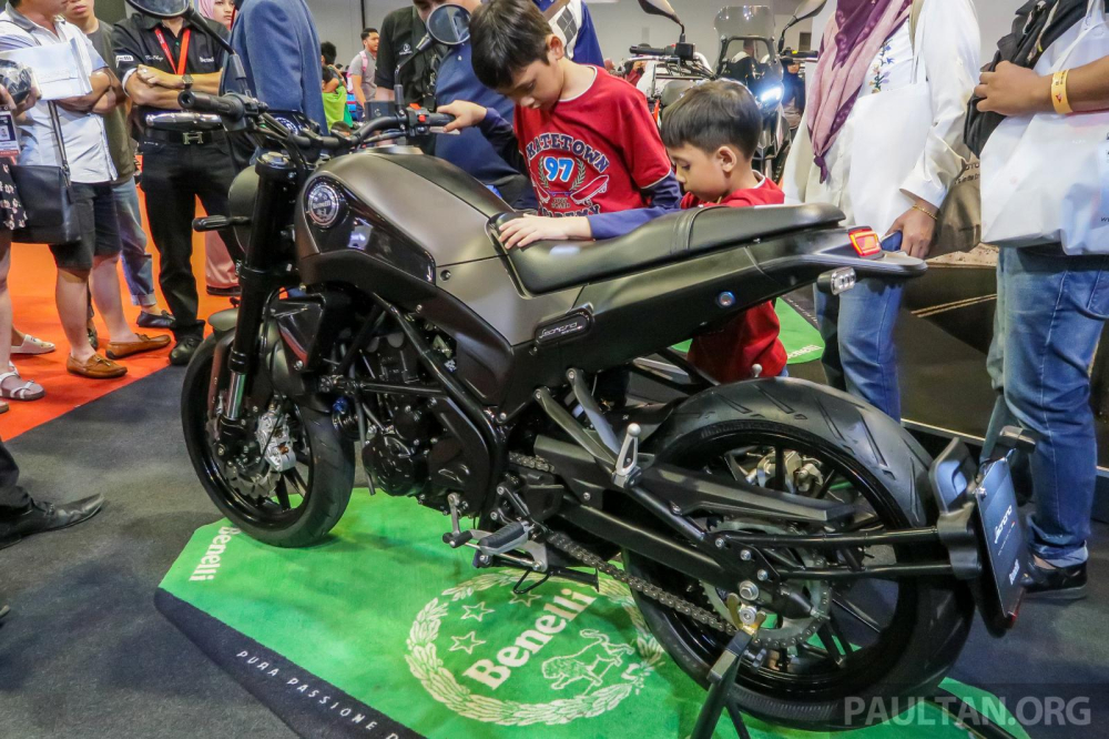 Benelli Leoncino 250