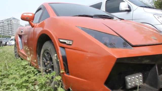 Chiếc Lamborghini Chiếc Lamborghini nhái đã bị cảnh sát gửi đi tiêu hủy