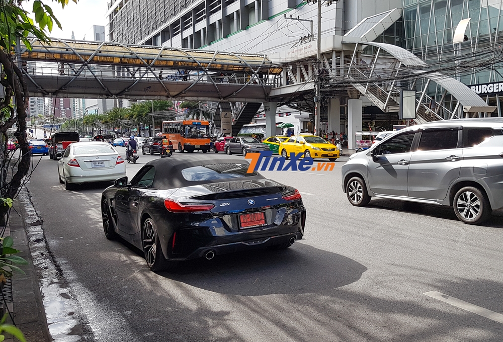 Chiếc BMW Z4 thế hệ thứ 6 n&agrave;y thuộc phi&ecirc;n bản sDrive 30i M Sport 2019
