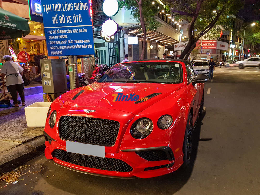 Cận cảnh chiếc Bentley Continental GT Supersports Convertible 2018 độc nhất tại Việt Nam