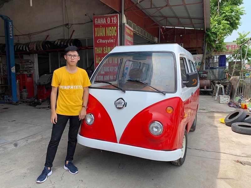 Em Ng&ocirc; Việt Cường cho biết m&igrave;nh đ&atilde; may mắn c&oacute; được sự hỗ trợ rất nhiều từ gia đ&igrave;nh khi lắp r&aacute;p hai chiếc xe n&agrave;y.