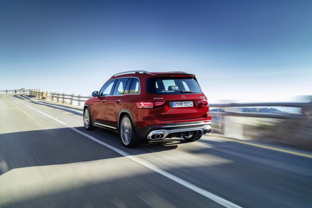 Mercedes-AMG GLB 35 4Matic 2020 tăng tốc từ 0-100 km/h trong 5,2 gi&acirc;y