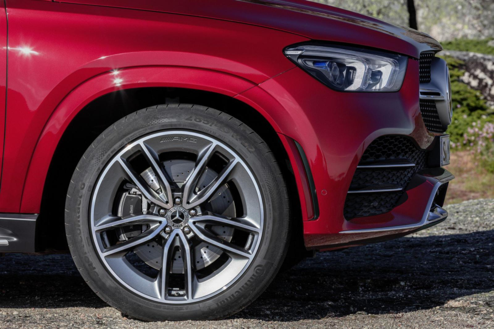V&agrave;nh của Mercedes-Benz GLE Coupe 2020 c&oacute; đường k&iacute;nh từ 19 - 21 inch