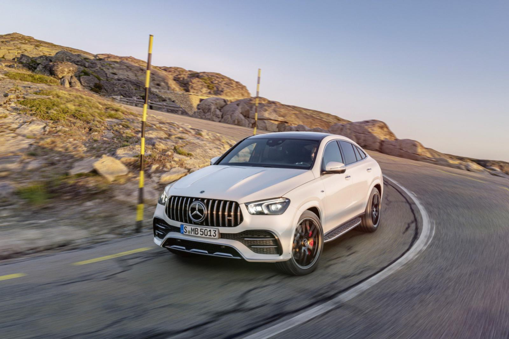 Mercedes-AMG GLE 53 4Matic+ Coupe 2020 với động cơ xăng mạnh mẽ