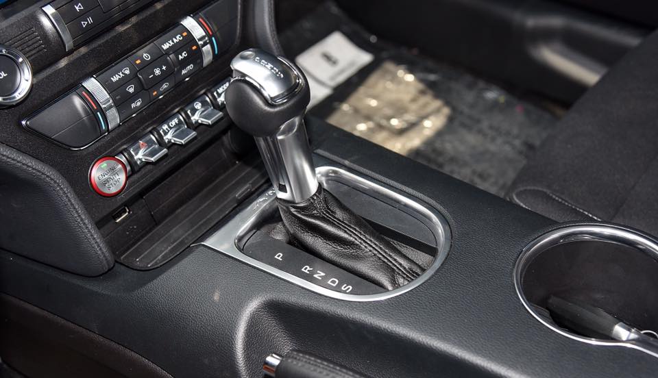 Xe thể thao Ford Mustang đời 2018 sử dụng hộp số tự động 10 cấp