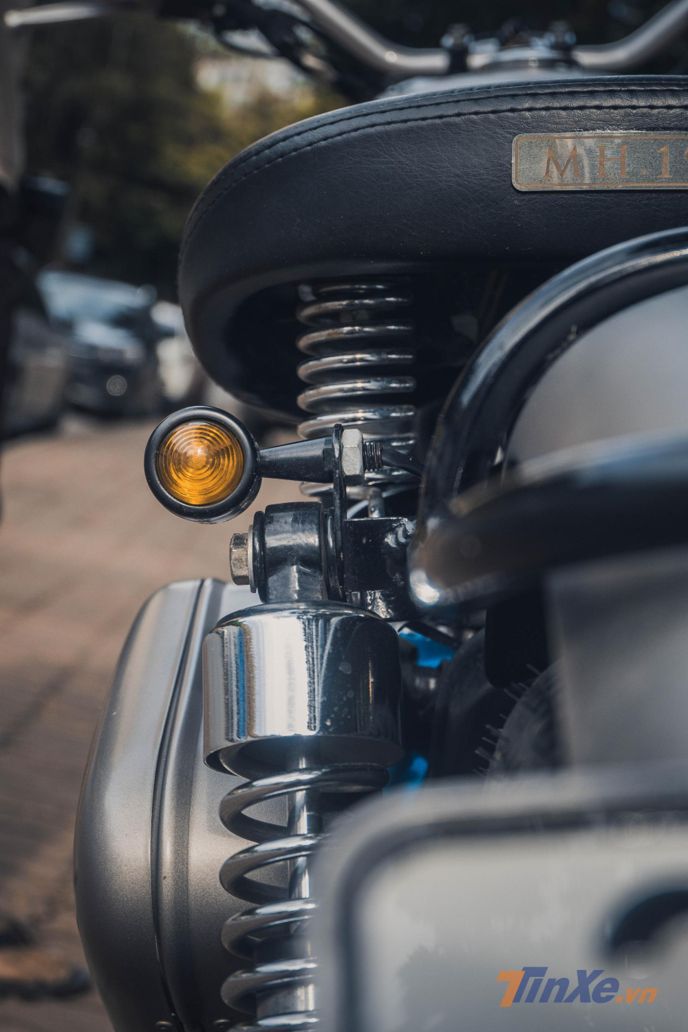 Bản độ Royal Enfield Classic 500 Zife Design
