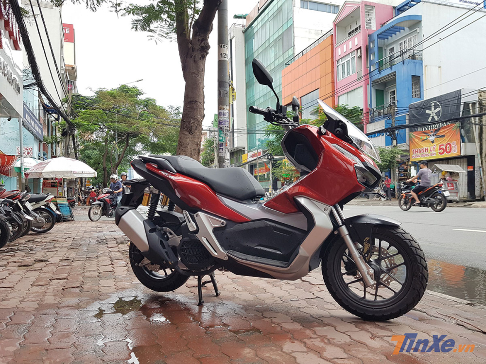 Thiết kế xe Honda ADV 150 thừa hưởng từ đ&agrave;n anh X-ADV 750