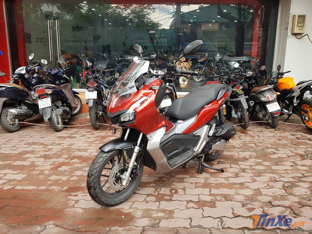 Honda ADV 150 tại đại l&yacute; ở Việt Nam
