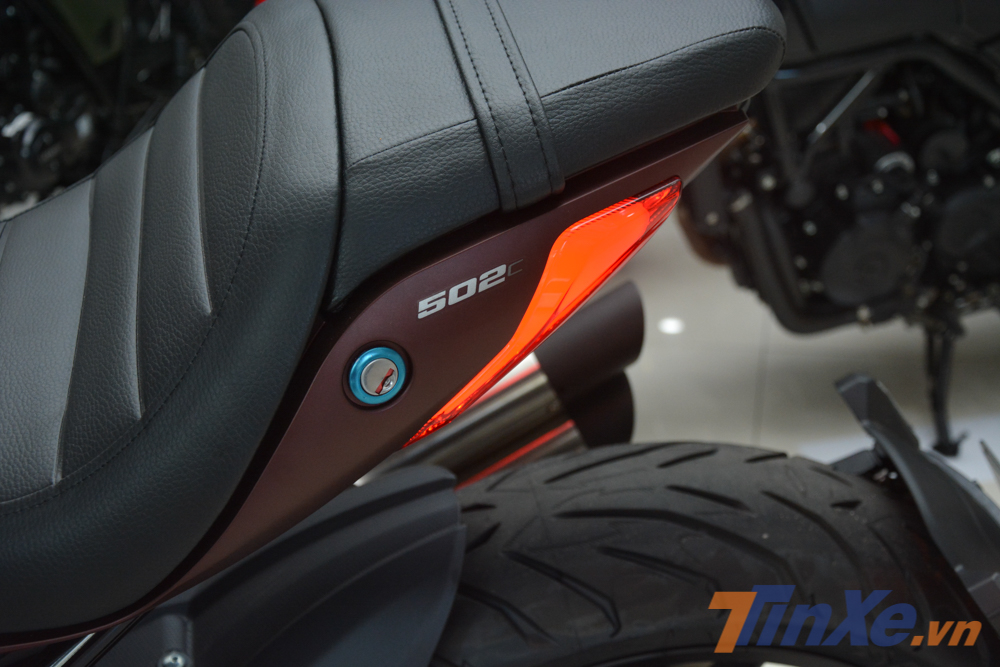 Benelli 502C 2019 c&oacute; gi&aacute; ch&iacute;nh h&atilde;ng 166 triệu đồng