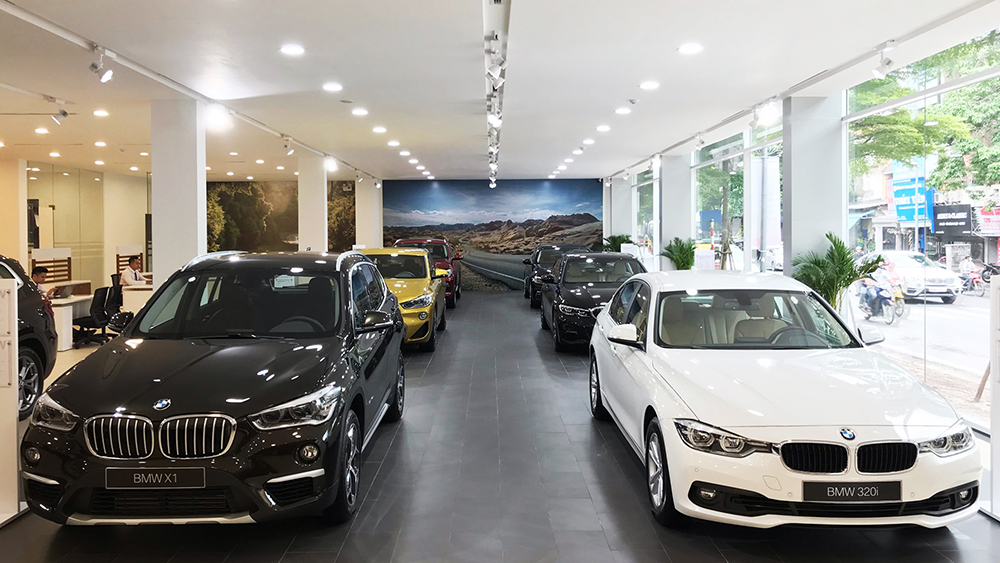 Tại showroom BMW Lê Duẩn, khách hàng có thể trải nghiệm đầy đủ các mẫu xe BMW được THACO phân phối tại Việt Nam, Tại showroom BMW Lê Duẩn, khách hàng có thể trải nghiệm đầy đủ các mẫu xe BMW được THACO phân phối tại Việt Nam,