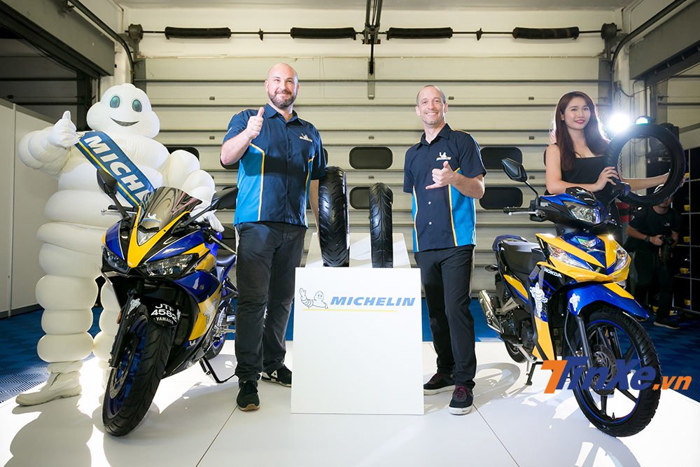 Lốp xe Michelin Pilot Street 2 sẽ là lựa chọn mới cho những đam mê trải nghiệm cảm giác lái với xe mô tô. Lốp xe Michelin Pilot Street 2 sẽ là lựa chọn mới cho những đam mê trải nghiệm cảm giác lái với xe mô tô.