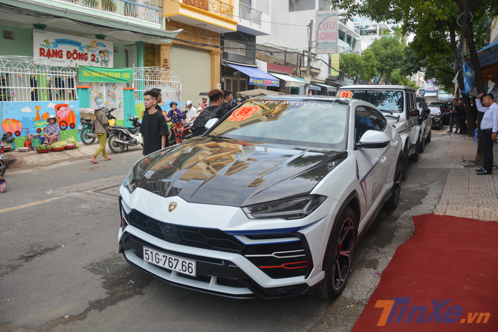 Lamborghini Urus độ Mansory của Minh Nhựa