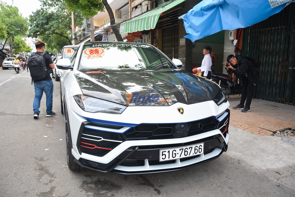 Minh Nhựa đ&atilde; c&oacute; đến hai lần thay &aacute;o cho chiếc Lamborghini Urus