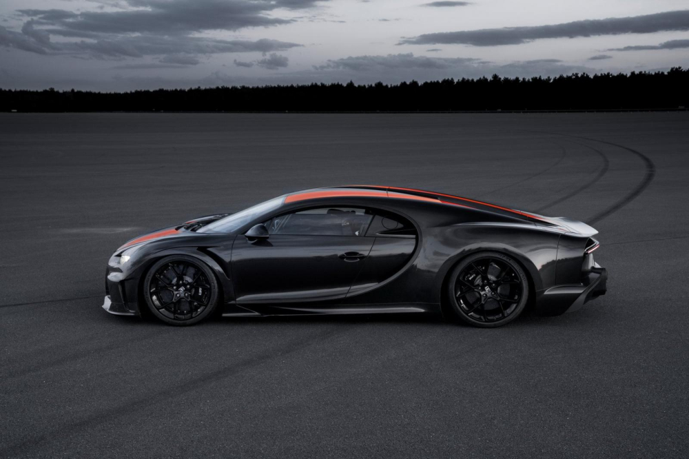 Bugatti Chiron Super Sport 300+ được trang bị bộ vành màu đen dành riêng