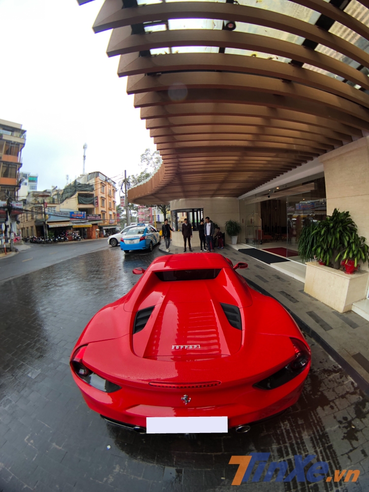 Ferrari 488 Spider của Cường Đ&ocirc;-la
