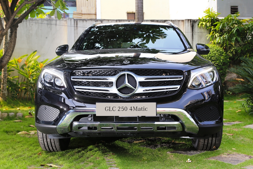 Theo niêm yết, GLC 250 2019 có giá 1,989 tỷ đồng. Mercedes-Benz GLC 250