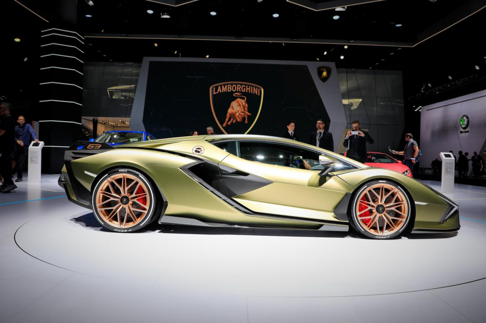 Sián là siêu xe hybrid đầu tiên của Lamborghini Sián là siêu xe hybrid đầu tiên của Lamborghini
