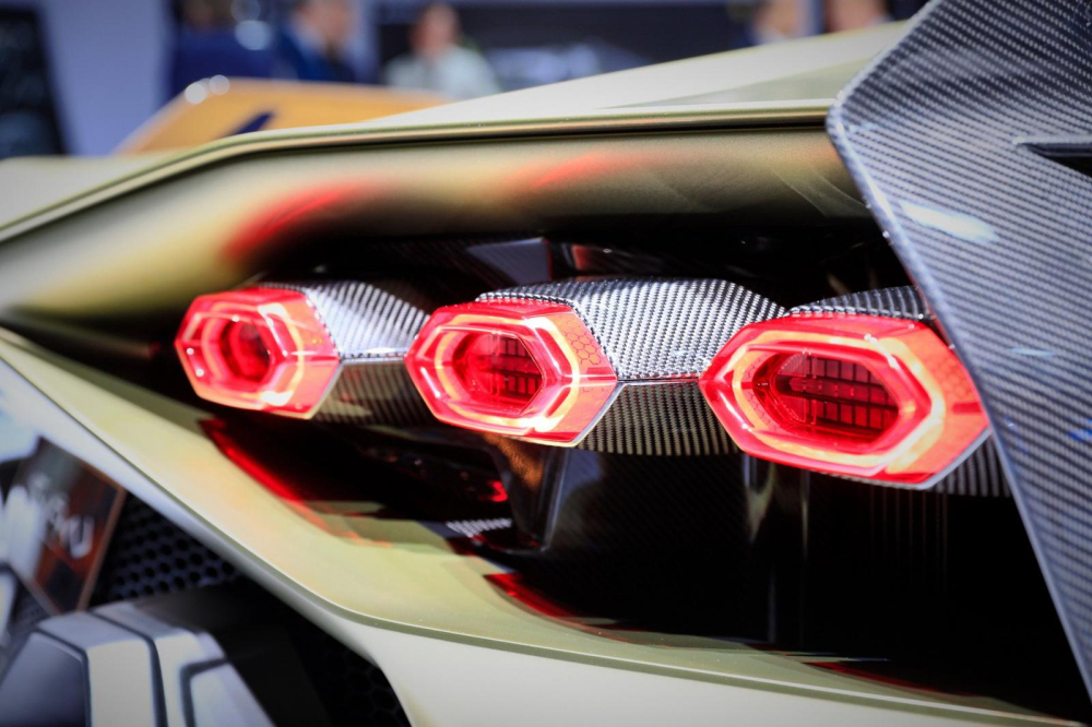 Đèn hậu của Lamborghini Sián Đèn hậu của Lamborghini Sián