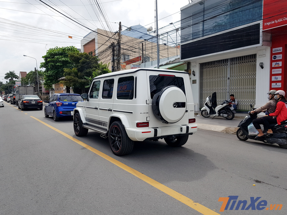 Số lượng Số lượng ông vua địa hình Mercedes-AMG G63 Edition 1 màu trắng tại Việt Nam chỉ khoảng 3 chiếc