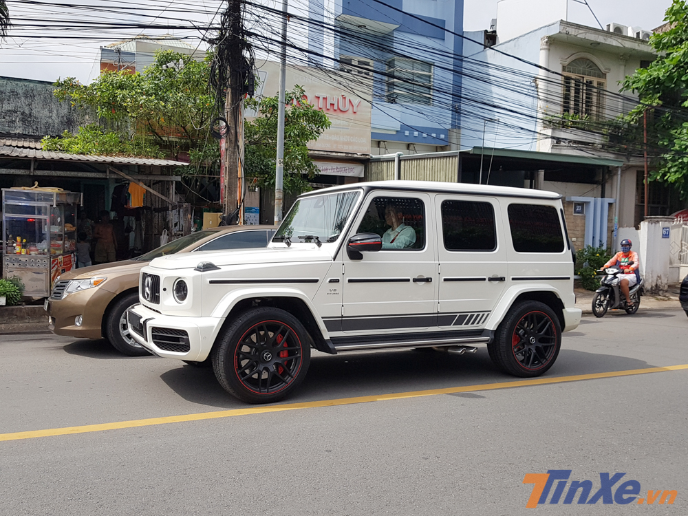 Đây là 1 trong 3 chiếc Mercedes-AMG G63 Edition 1 màu trắng tại Việt Nam Đây là 1 trong 3 chiếc Mercedes-AMG G63 Edition 1 màu trắng tại Việt Nam