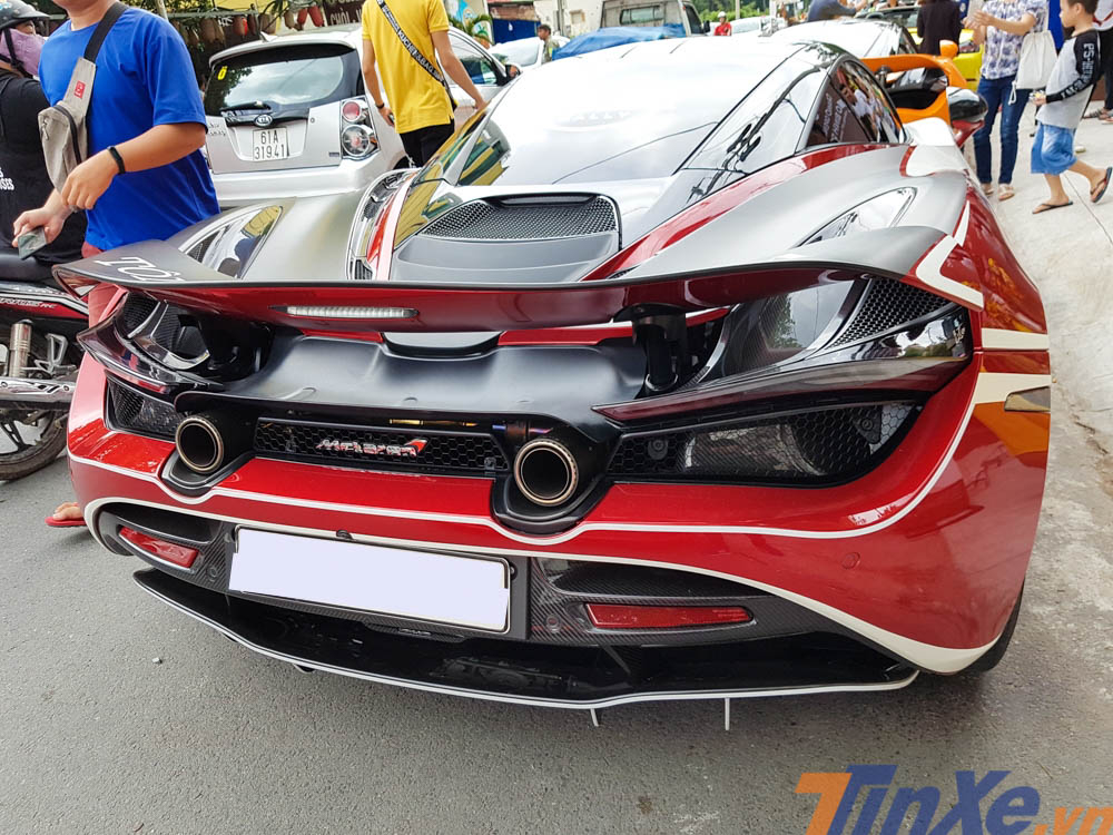Chiếc McLaren 720S này còn được chủ nhân thay ống xả độ của Capristo mang đến Chiếc McLaren 720S này còn được chủ nhân thay ống xả độ của Capristo mang đến tiếng thở ấn tượng hơn trước