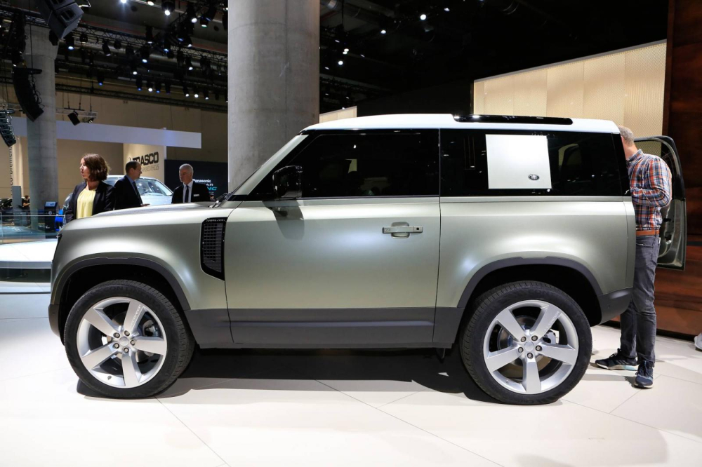 Land Rover Defender 2020 bản 90 với thiết kế 3 cửa Land Rover Defender 2020 bản 90 với thiết kế 3 cửa