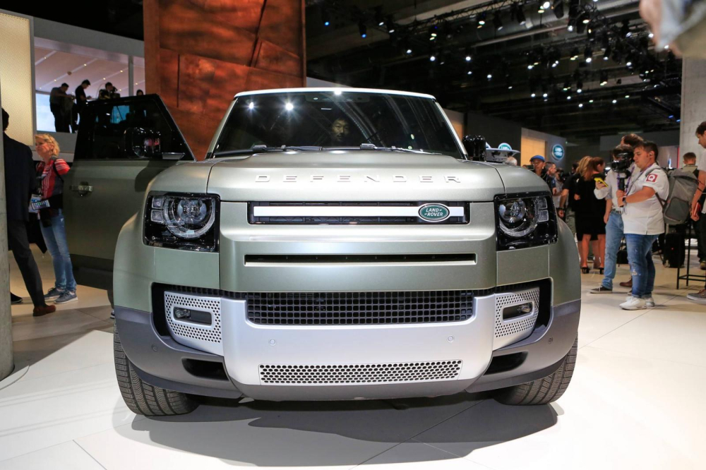 Cận cảnh thiết kế đầu xe của Land Rover Defender 2020 Cận cảnh thiết kế đầu xe của Land Rover Defender 2020