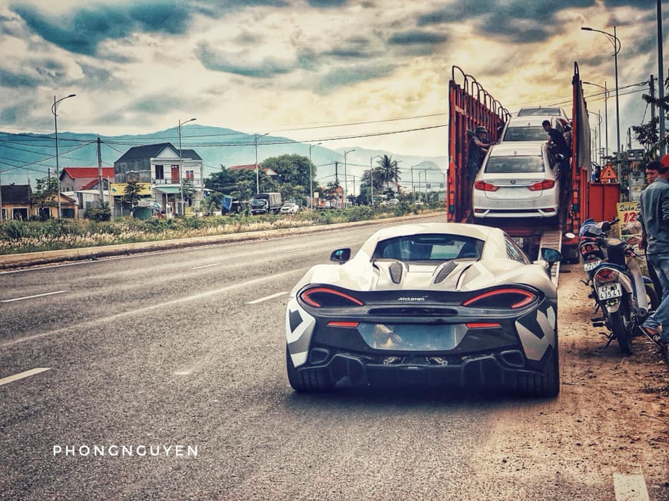 Chiếc McLaren 570S này hiện đang định cư tại Nha Trang
