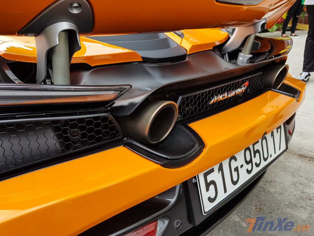 siêu xe McLaren 720S có thể tăng tốc từ vị trí xuất phát lên 100 km/h chỉ trong thời gian 2,9 giây