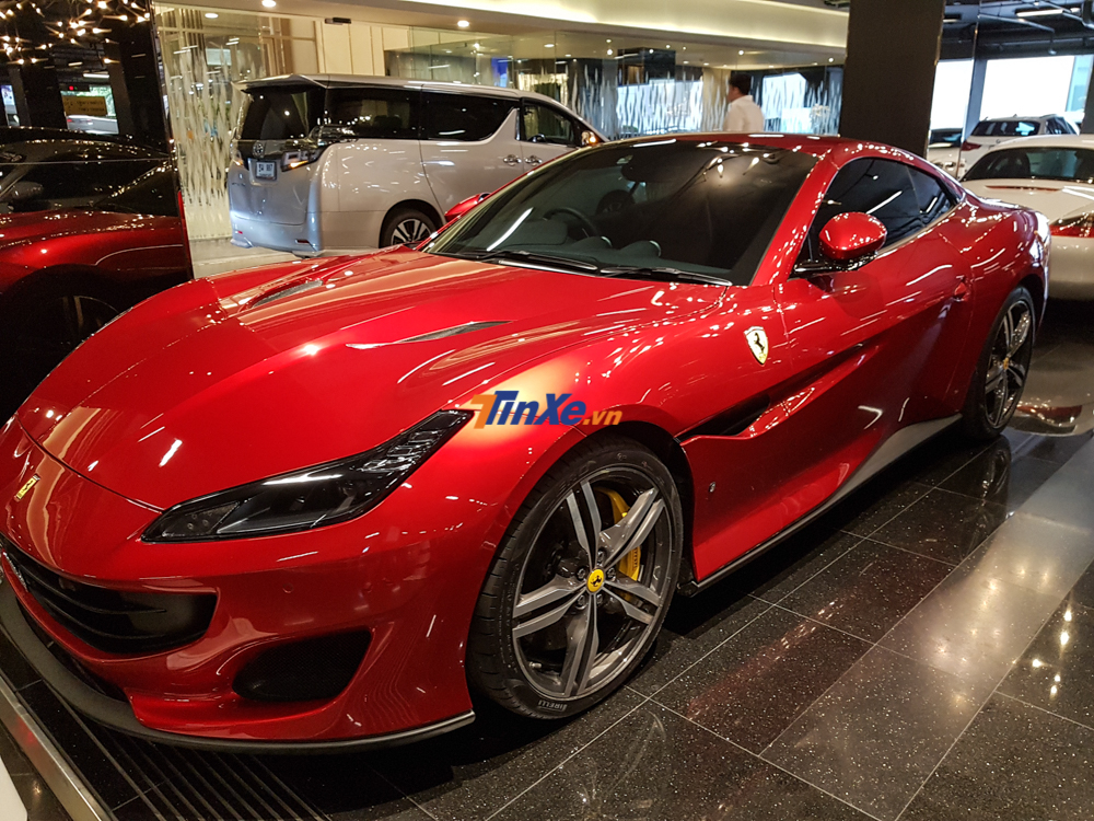 Ferrari Portofino chính là dòng siêu xe nối tiếp Ferrari California T đã có ít nhất 2 chiếc về nước theo diện nhập khẩu không chính hãng