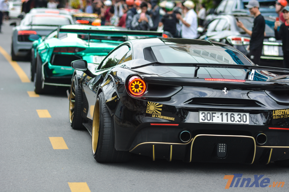 siêu xe độ Liberty Walk