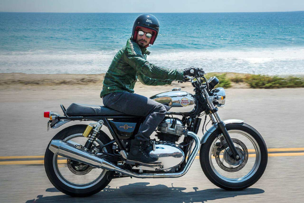 Chiếc xe cổ điển c&oacute; mức gi&aacute; rẻ hơn rất nhiều so với Triumph
