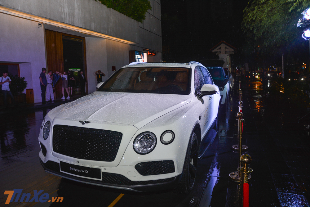 Minh Nhựa muốn tậu Bentley Bentayga 