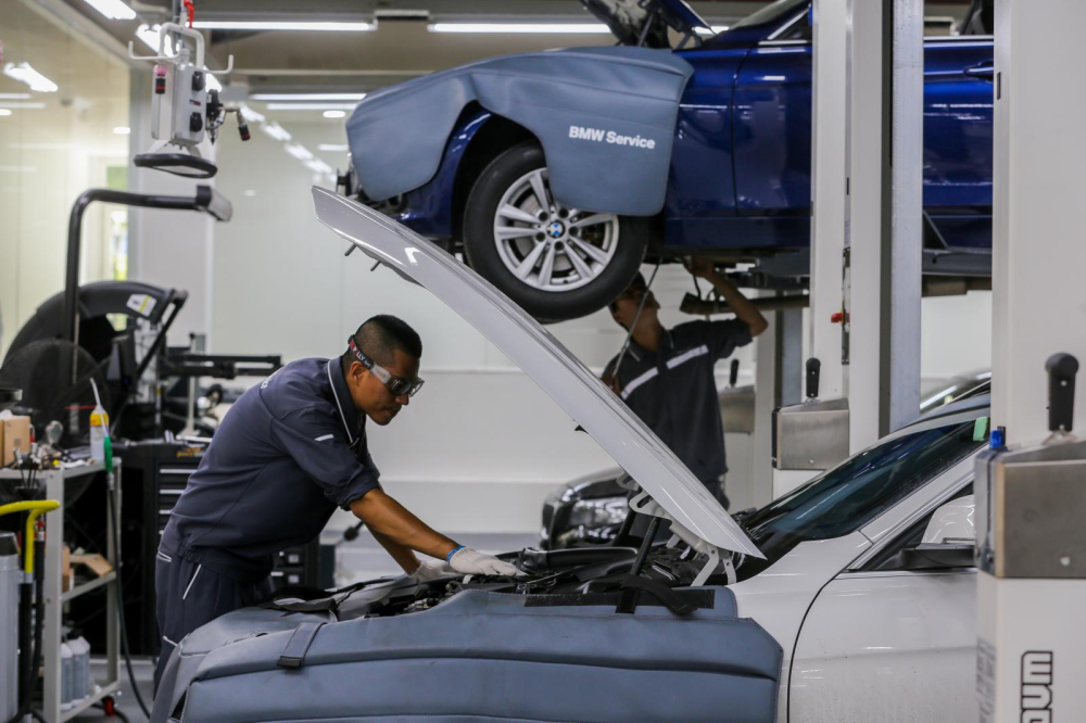Từ ngày 19-21/9/2019, các khách hàng sở hữu BMW tại Việt Nam sẽ được chuyên gia của BMW trực tiếp kiểm tra, tư vấn sử dụng xe.