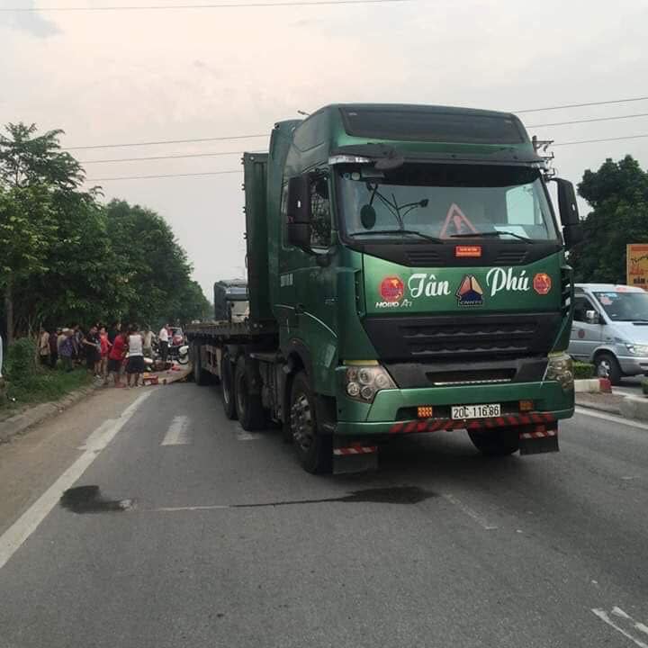 Hiện trường vụ tai nạn thương t&acirc;m tại TP Th&aacute;i Nguy&ecirc;n (Ảnh: Facebook)