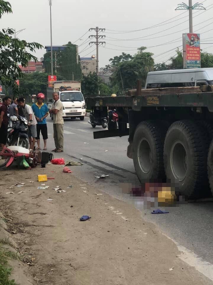 Chiếc xe m&aacute;y hư hỏng nặng sau vụ tai nạn khiến 1 người tử vong tại Th&aacute;i Nguy&ecirc;n (Ảnh: Facebook)