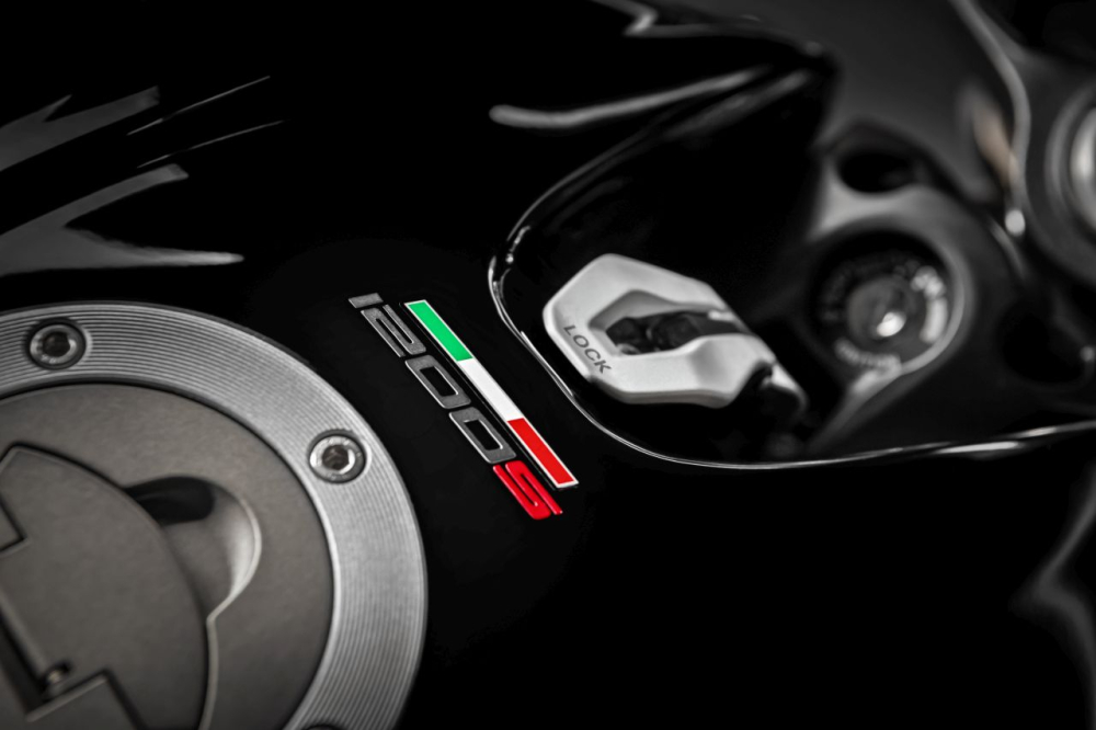 Ducati Monster 1200 S Black on Black 2020