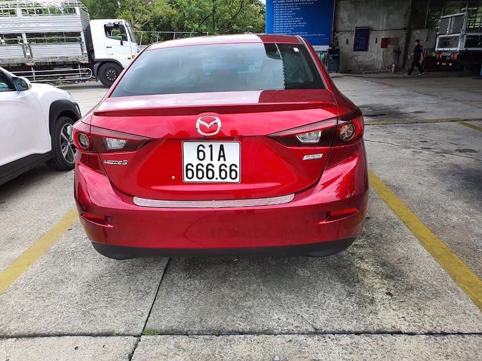Biển số ngũ qu&yacute; 6 cực độc của chiếc Mazda3 tại B&igrave;nh Dương